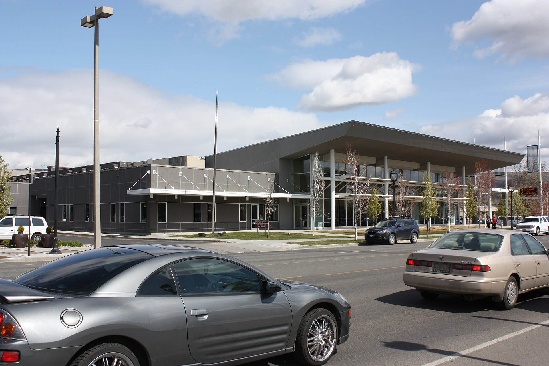 Exterior of the Yakima Convention Center in Yakima, Washington